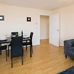 Modern 2Br Apartment 3 Beds Nec Bhx City Centre Ideal For Contractors & Insurance And Temp Housing